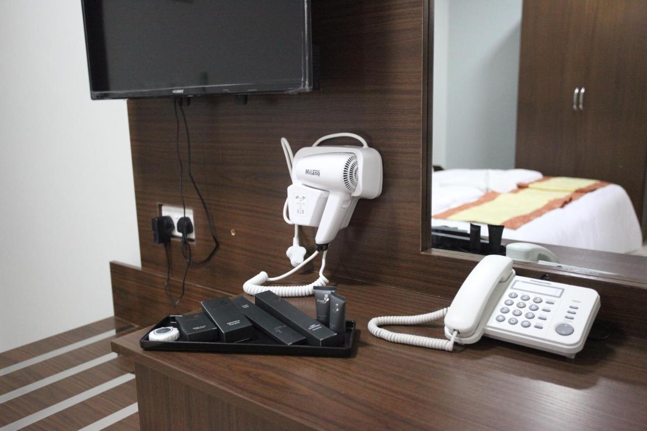 Almanzel Hotel Apartments Маскат Экстерьер фото