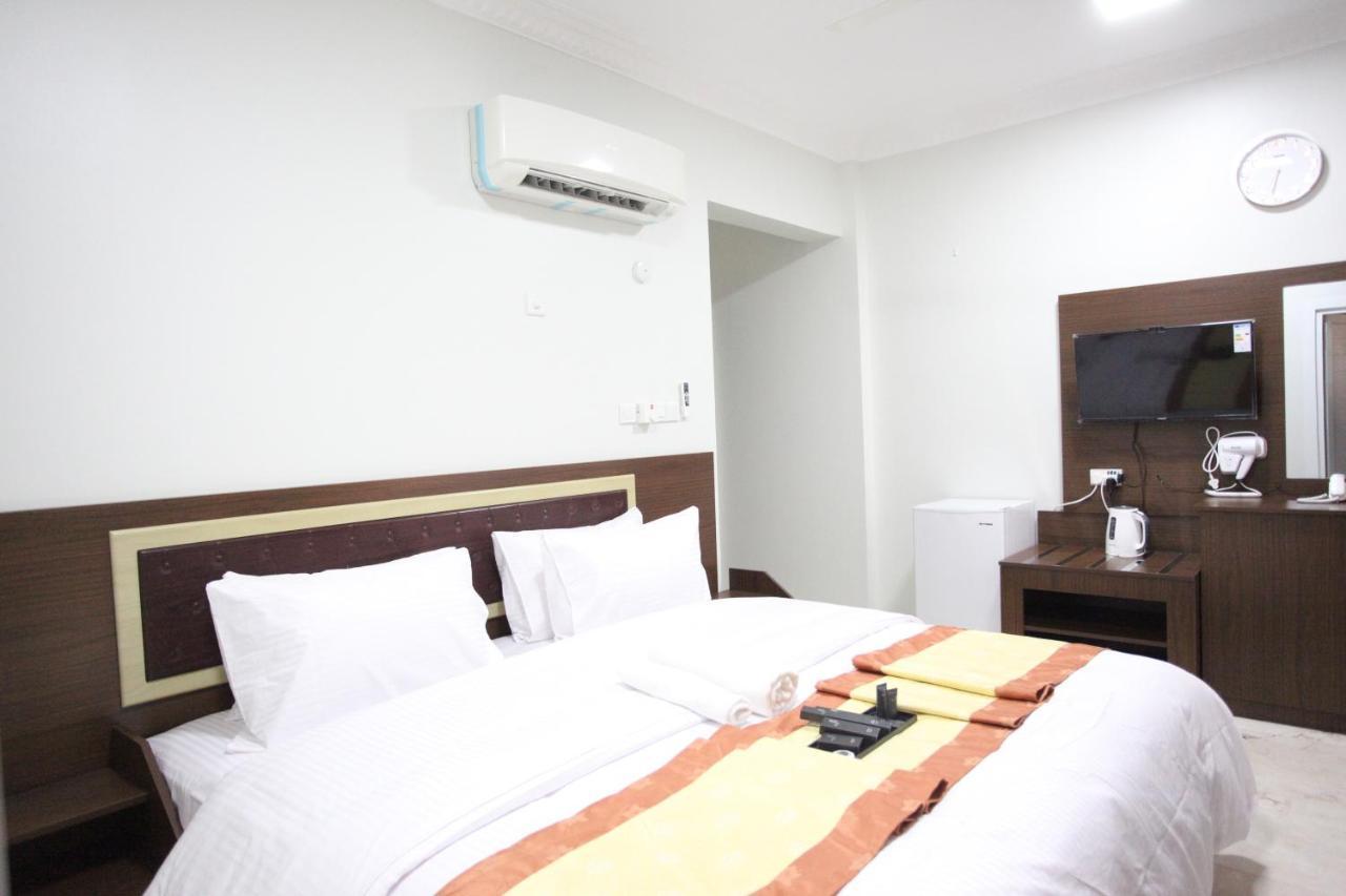 Almanzel Hotel Apartments Маскат Экстерьер фото